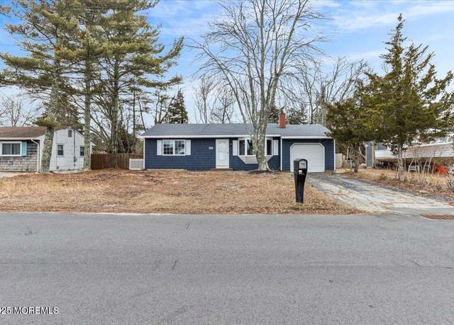 Property at 98 Marine Rd, Waretown, NJ 08758, 3 beds, 2 baths