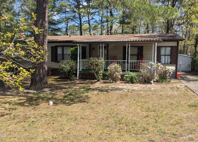 Property at 11 Casey Ct, Barnegat, NJ 08005, 3 beds, 2 baths