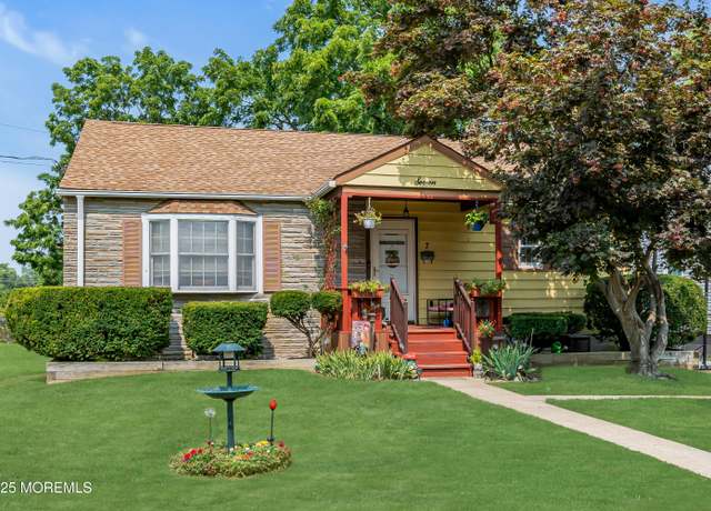 Property at 7 Ann St, Freehold, NJ 07728, 3 beds, 1 bath