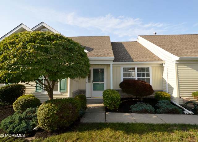 Property at 3168 Wood Spring Ln, Toms River, NJ 08755, 2 beds, 2 baths