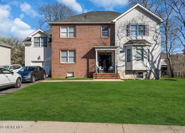 Property at 545 Hope Chapel Rd, Lakewood, NJ 08701, 5 beds, 3.5 baths