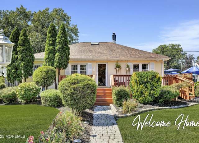 Property at 861 Wraight Ave, Brick, NJ 08724, 4 beds, 1 bath