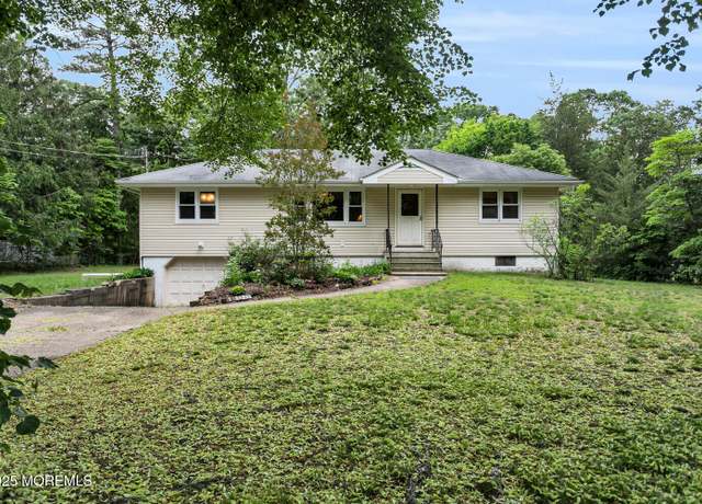 Property at 9 Riccis Dr, Jackson, NJ 08527, 4 beds, 1 bath