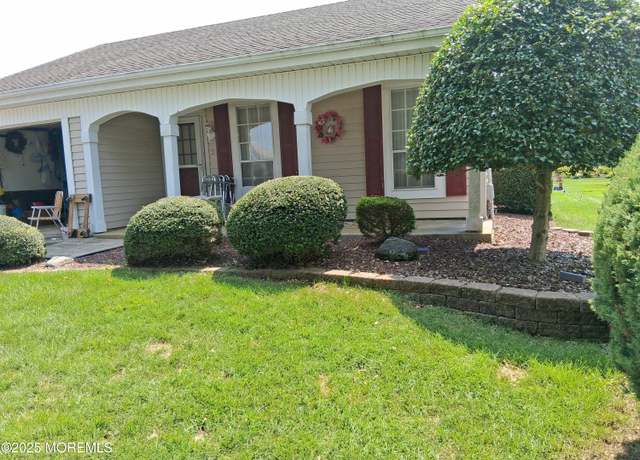 Property at 3 Weybridge Pl, Manchester, NJ 08759, 2 beds, 2 baths