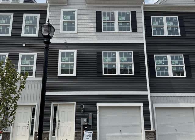 Property at 13 Bay Breeze Dr, Waretown, NJ 08758, 3 beds, 2.5 baths