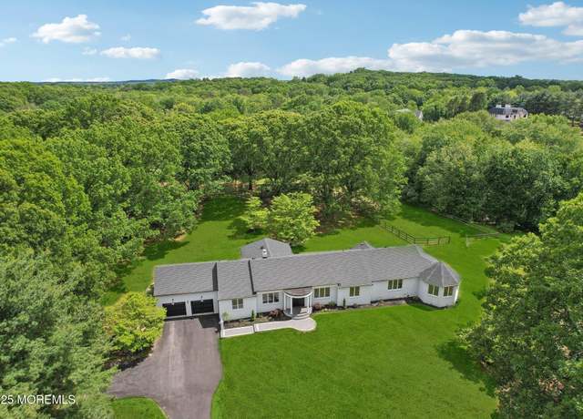 Property at 8 Olden Ct, Colts Neck, NJ 07722, 4 beds, 4 baths