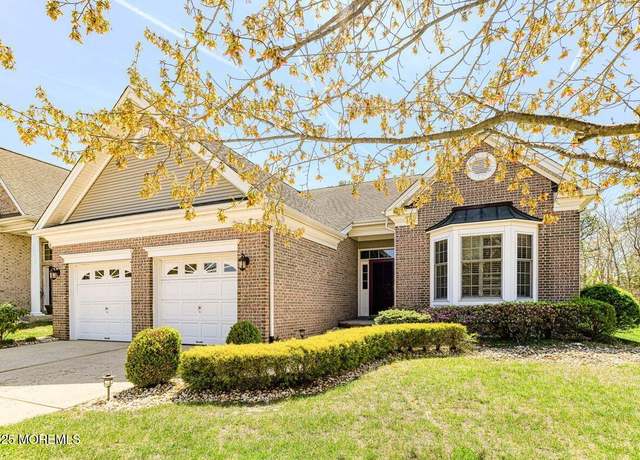 Property at 23 Muirfield Rd, Jackson, NJ 08527, 3 beds, 3 baths