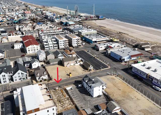 Property at 31 Hamilton Ave, Seaside Heights, NJ 08751, 4 beds, 4 baths