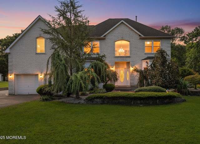 Property at 657 Jackson Mills Rd, Jackson, NJ 08527, 5 beds, 3.5 baths