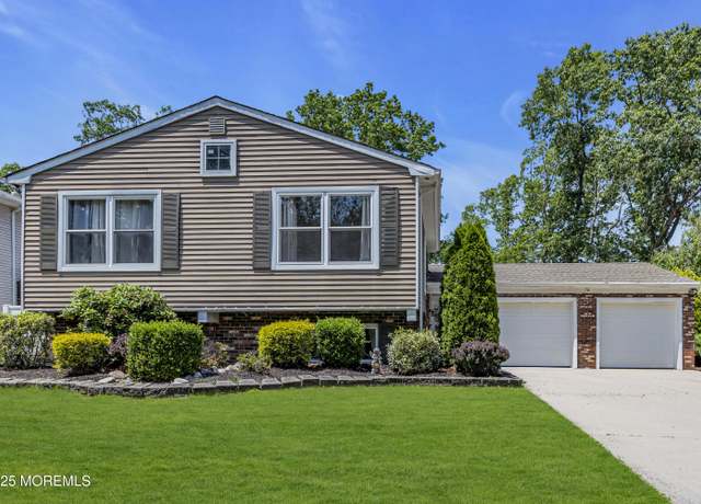 Property at 12 Silversmith Ct, Howell, NJ 07731, 5 beds, 3 baths