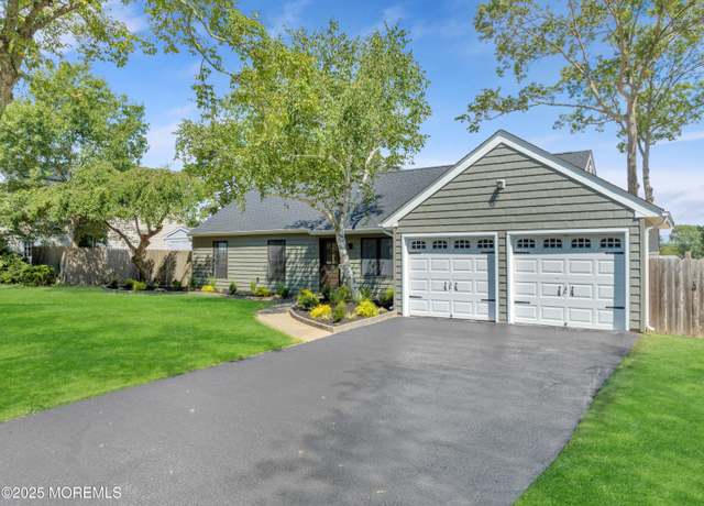 Property at 968 Goose Creek Rd, Toms River, NJ 08753, 3 beds, 1 bath