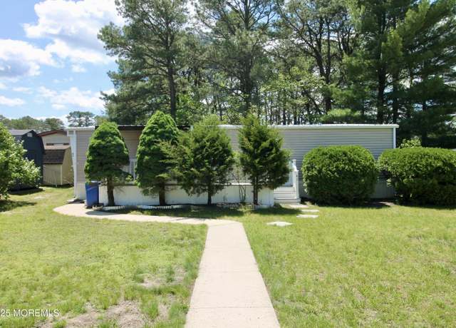 Property at 41 Eagle Dr, Whiting, NJ 08759, 1 bed, 1 bath
