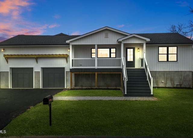 Property at 1336 Sleepy Hollow Rd, Point Pleasant, NJ 08742, 3 beds, 2 baths