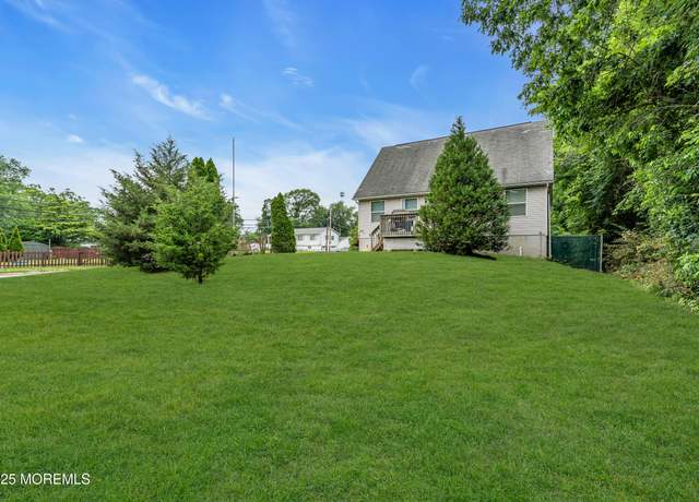 Property at 532 Georgia Tavern Rd, Howell, NJ 07731, 2 beds, 1.5 baths