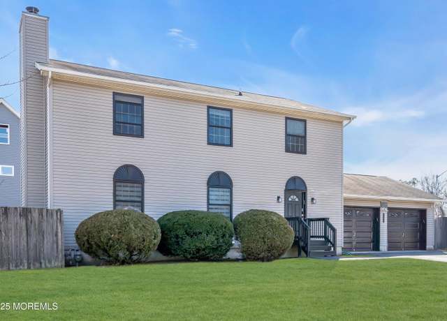 Property at 1158 Idalia Ave, Lakewood, NJ 08701, 6 beds, 4 baths