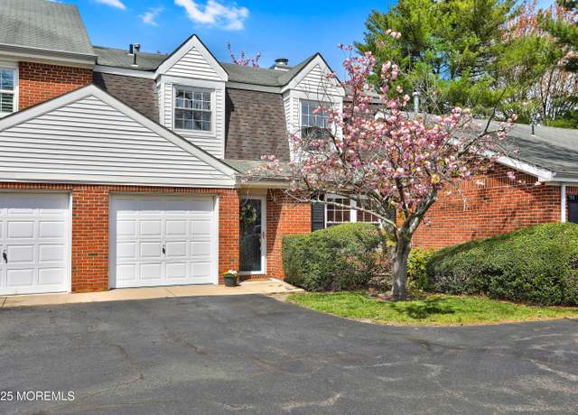 Property at 9 Rosewood Dr, Spring Lake Heights, NJ 07762, 2 beds, 2.5 baths