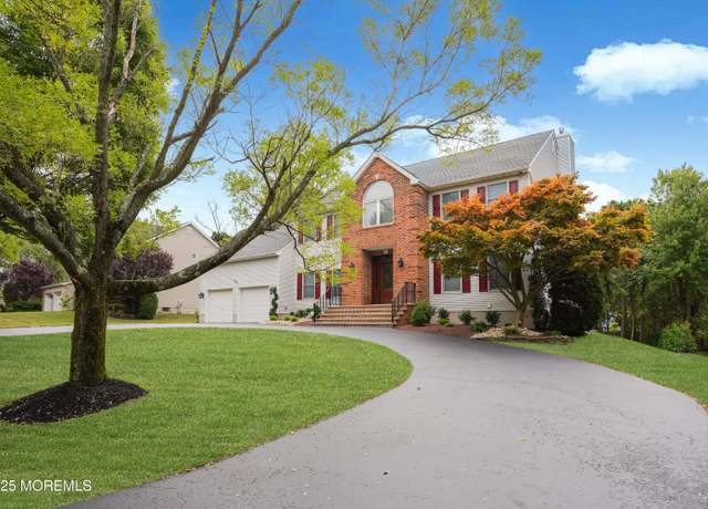 Property at 7 Roller Rd E, Ocean Twp, NJ 07712, 6 beds, 3.5 baths