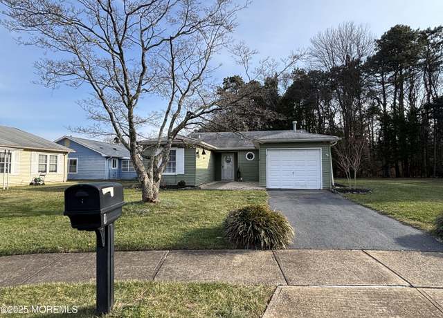 Property at 1 Cascade Ct, Brick, NJ 08724, 2 beds, 2 baths