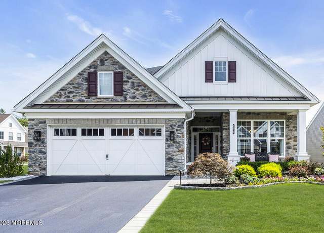 Property at 123 Grandview Cir, Farmingdale, NJ 07727, 2 beds, 2 baths