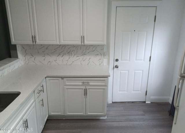 Property at 154 Ridge Ave, Asbury Park, NJ 07712, 6 beds, 2 baths