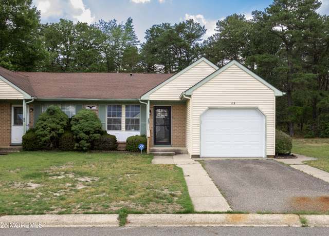 Property at 8 Spring, Manchester, NJ 08759, 2 beds, 1.5 baths