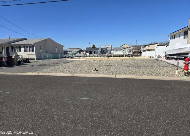 Property at 58 Ronald Ave S, Bayville, NJ 08721