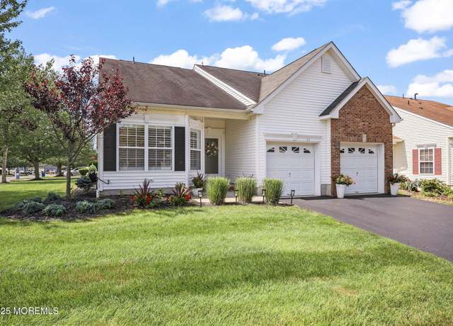Property at 21 Silver Maple Ln, Howell, NJ 07731, 2 beds, 2 baths