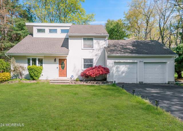 Property at 627 Eltone Rd, Jackson, NJ 08527, 4 beds, 2.5 baths