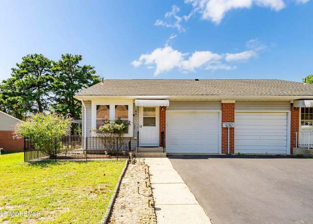 Property at 51A Hudson Pkwy, Manchester, NJ 08759, 1 bed, 1 bath