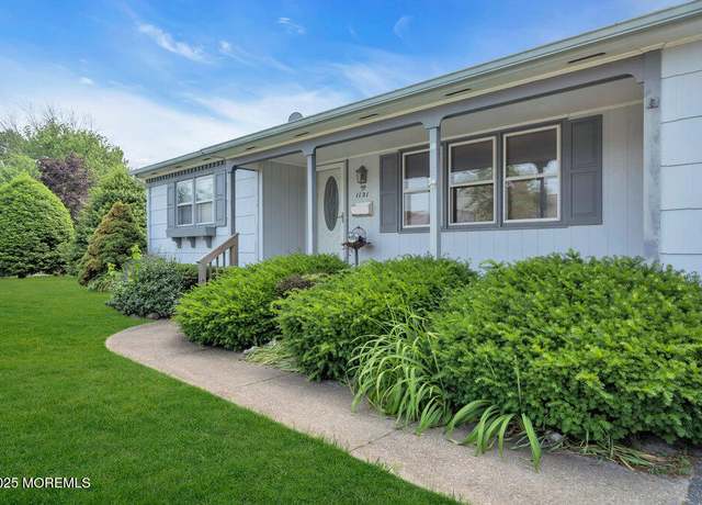 Property at 1131 Canal Dr, Point Pleasant, NJ 08742, 3 beds, 2 baths