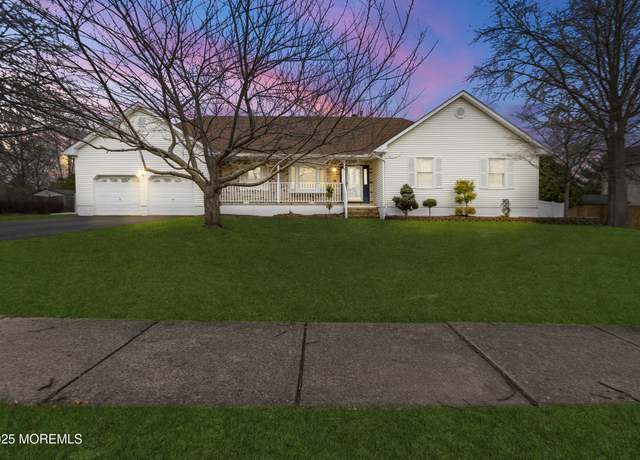 Property at 8 Cross Farms Rd, Jackson, NJ 08527, 4 beds, 3 baths