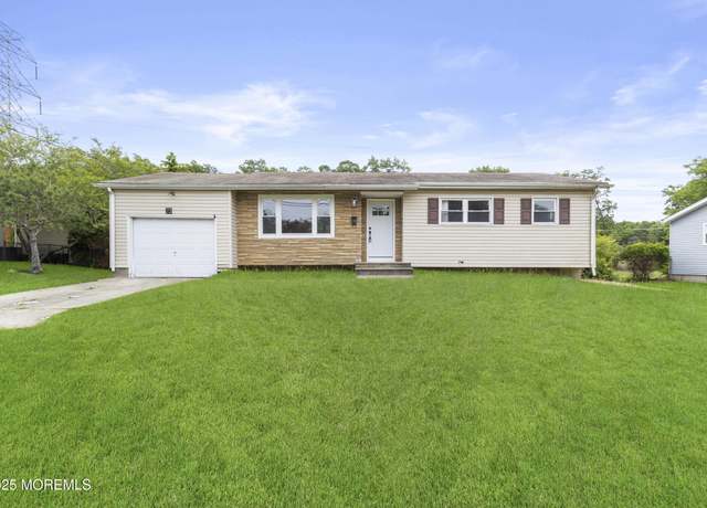 Property at 23 Drexel Dr, Jackson, NJ 08527, 5 beds, 3 baths