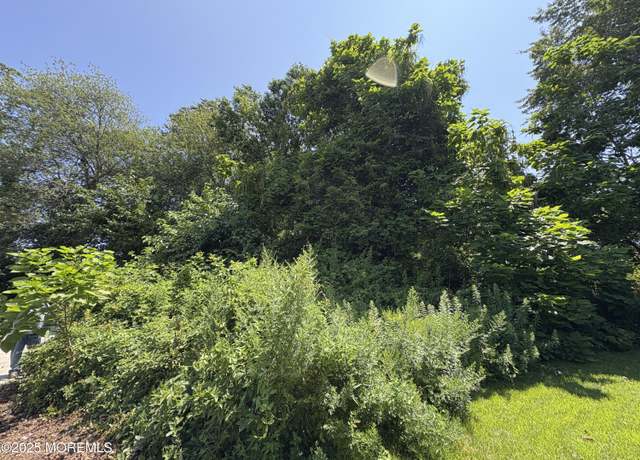 Property at 37 Keelson Dr, Waretown, NJ 08758