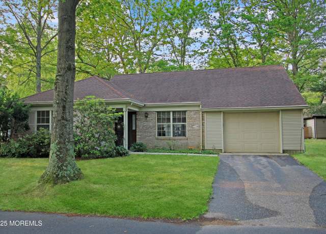 Property at 612 Petunia Ln S, Whiting, NJ 08759, 2 beds, 2 baths