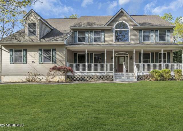 Property at 65 Pineoaka Rd, Jackson, NJ 08527, 5 beds, 3 baths
