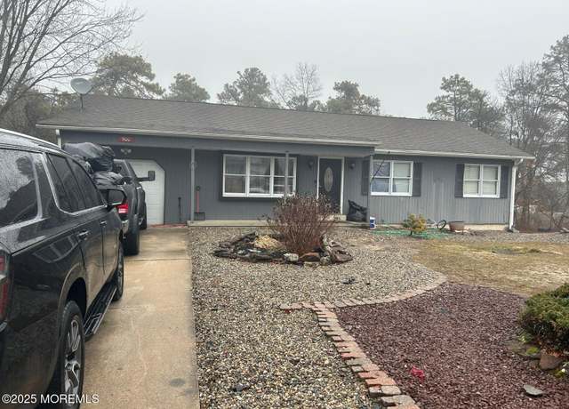 Property at 900 Cumberland Blvd, Manchester, NJ 08759, 4 beds, 3 baths