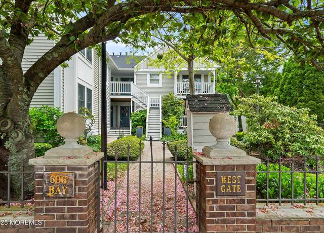 Property at 606 Bay Ave #5, Point Pleasant Beach, NJ 08742, 2 beds, 1.5 baths