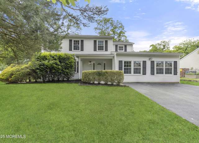Property at 850 Paul Dr, Toms River, NJ 08753, 5 beds, 3.5 baths