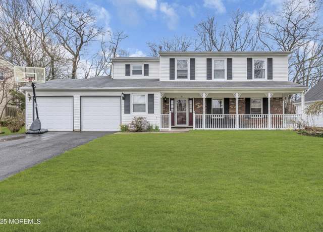 Property at 36 Appletree Rd, Howell, NJ 07731, 4 beds, 2.5 baths