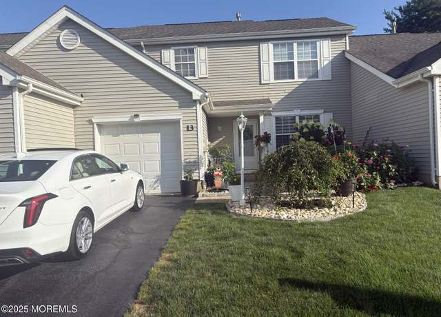 Property at 13 Perri Rd, Freehold, NJ 07728, 3 beds, 2.5 baths