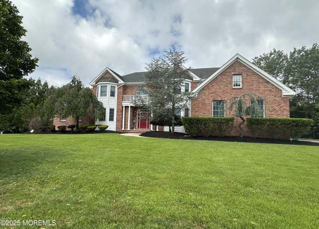 Property at 1642 Mink Ct, Toms River, NJ 08755, 4 beds, 2.5 baths