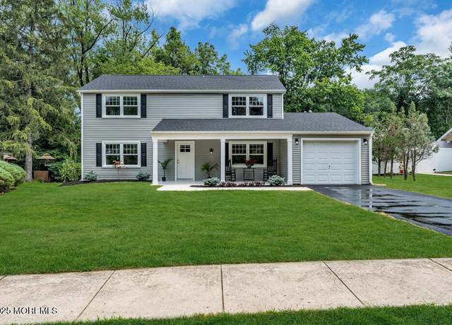 Property at 8 Imperia Pl, Aberdeen, NJ 07747, 3 beds, 2.5 baths