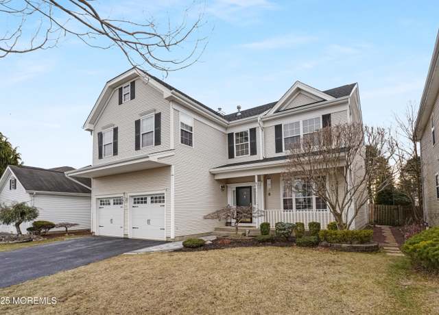 Property at 19 Winged Foot Dr, Manalapan, NJ 07726, 4 beds, 2.5 baths