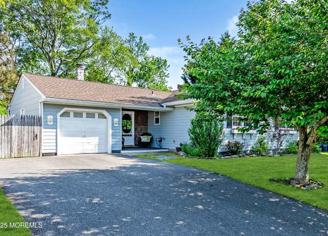 Property at 2 Saratoga Lake Dr, Little Egg Harbor, NJ 08087, 3 beds, 1 bath