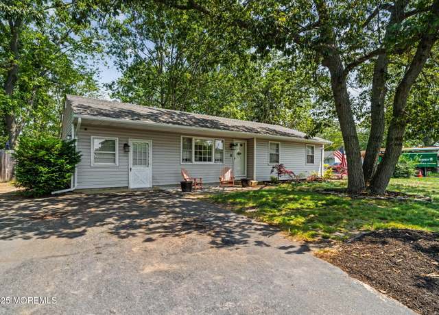 Property at 225 Huxley Dr, Brick, NJ 08723, 3 beds, 1 bath