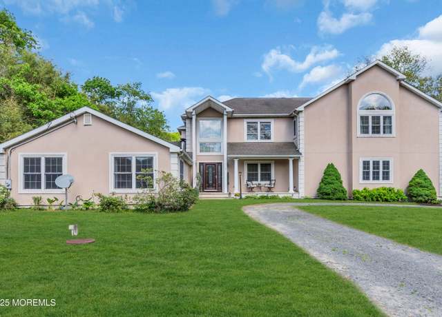 Property at 1042 Maxim Southard Rd, Howell, NJ 07731, 5 beds, 3.5 baths