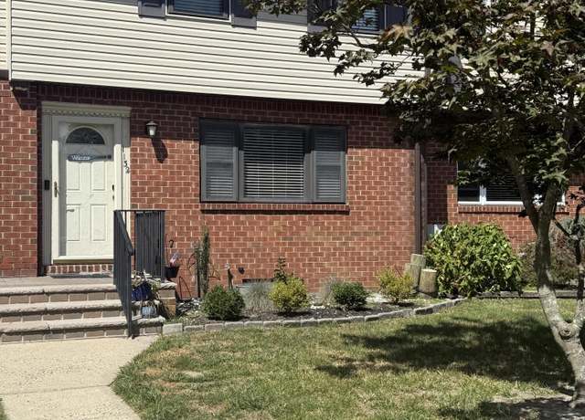 Property at 1132 Bernard Ct, Brick, NJ 08724, 2 beds, 1.5 baths