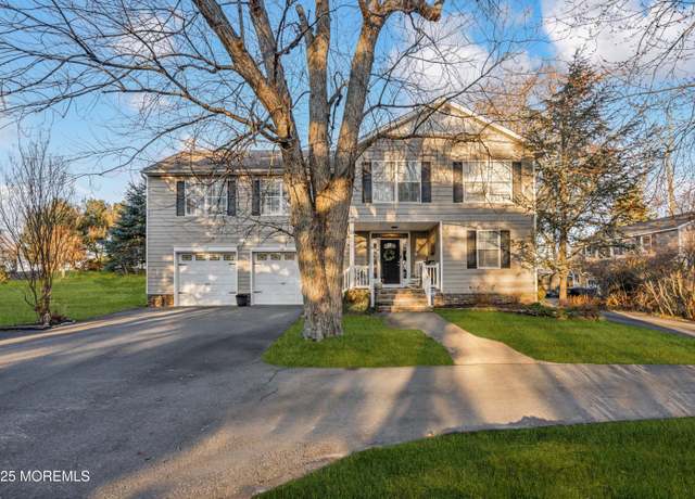 Property at 823 Herbertsville Rd, Brick, NJ 08724, 6 beds, 3.5 baths