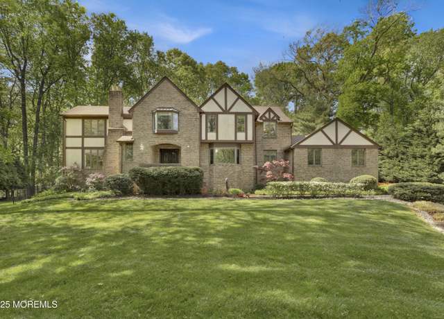 Property at 17 Ashley Dr, Holmdel, NJ 07733, 5 beds, 3.5 baths