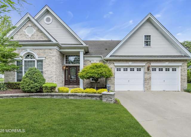 Property at 1 Lattimore Ct, Freehold, NJ 07728, 2 beds, 2 baths